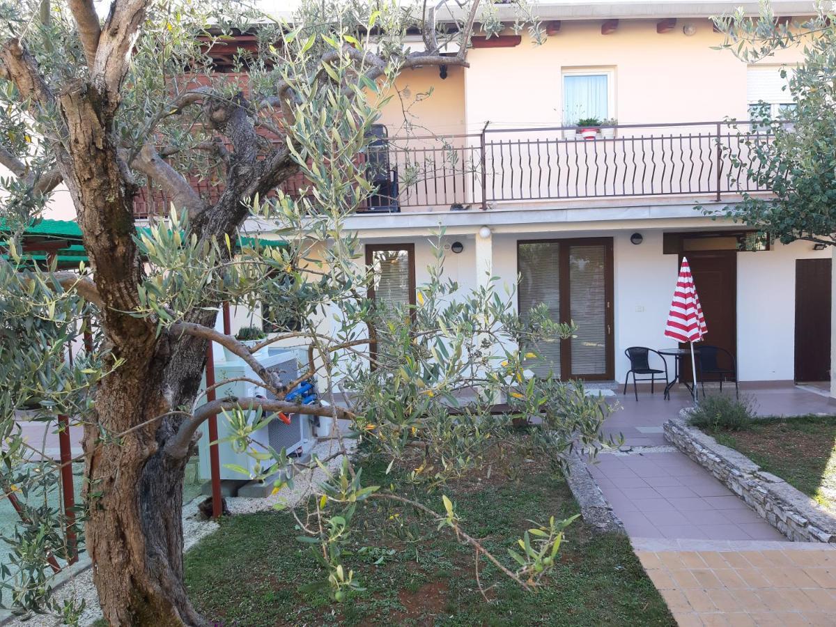 Studio Rocco Новиград Экстерьер фото